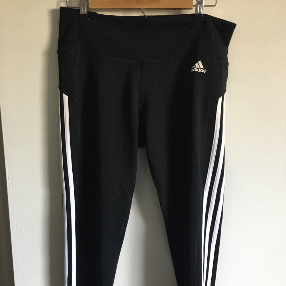 Women’s Adidas leggings